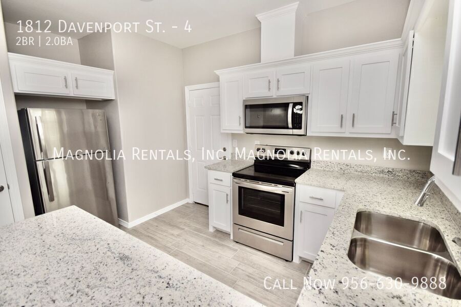 Building Photo - 1812 Davenport St