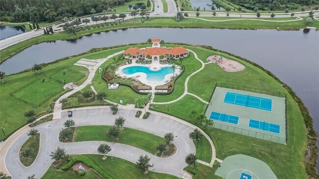 Building Photo - 16441 Treasure Point Dr