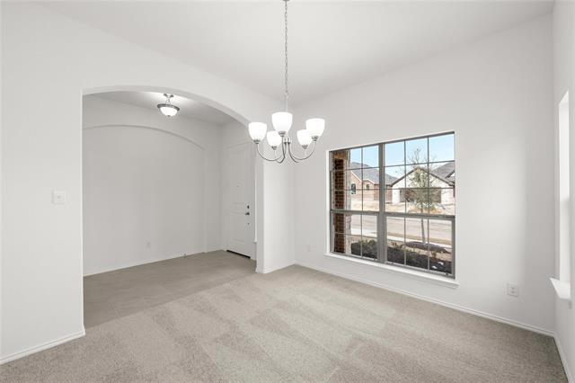 Building Photo - 904 Versailles Ct