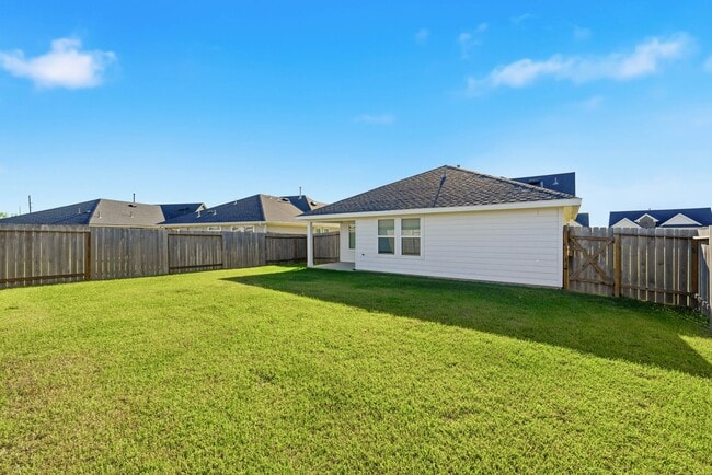 Building Photo - Offered by Precision Realty and Management...