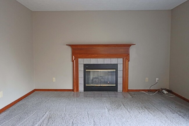 Building Photo - 4862 Roger Allen Ct