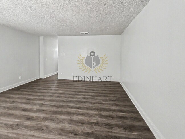 Building Photo - 3948 E Woodward Ave