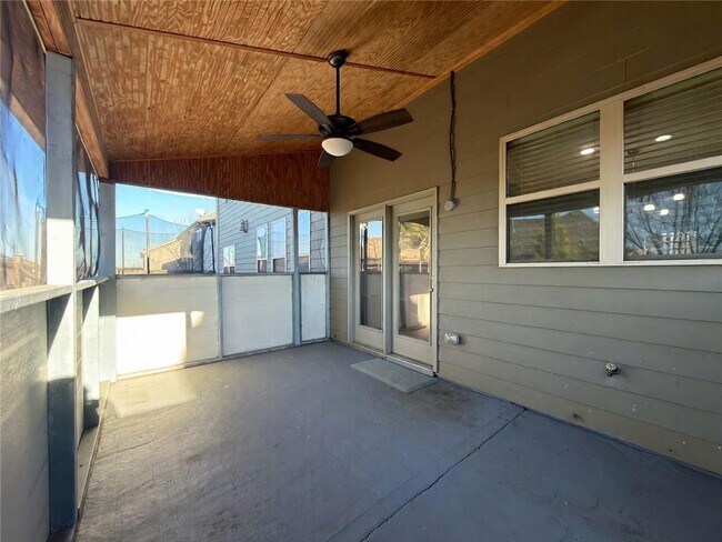 Building Photo - 2886 Cove View Ct SE