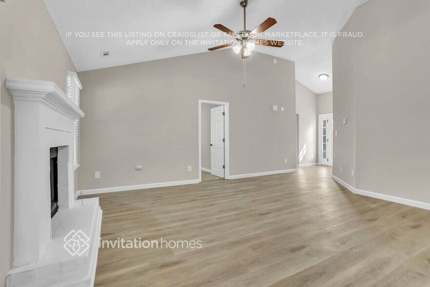 Building Photo - 8605 Garvey Dr