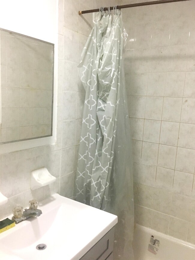 Building Photo - 535 E 29th St