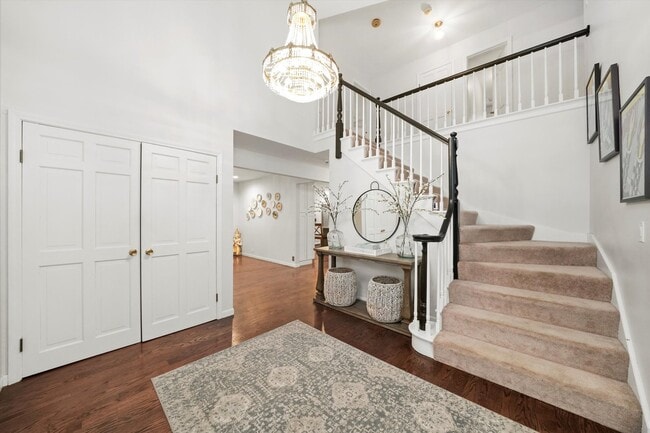 Building Photo - 5238 Pratt Ave