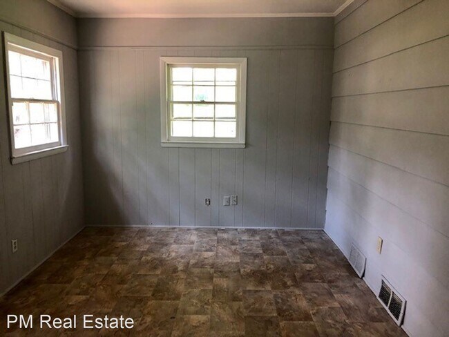 Building Photo - 3 br, 1.5 bath House - 1104 Amity Drive