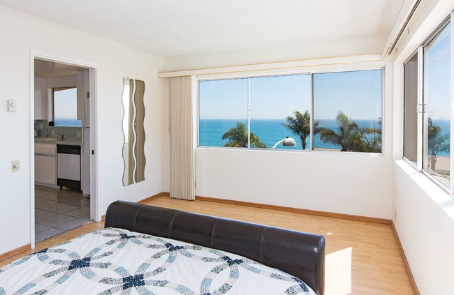 Bedrooom 5 - 18109 Coastline Dr