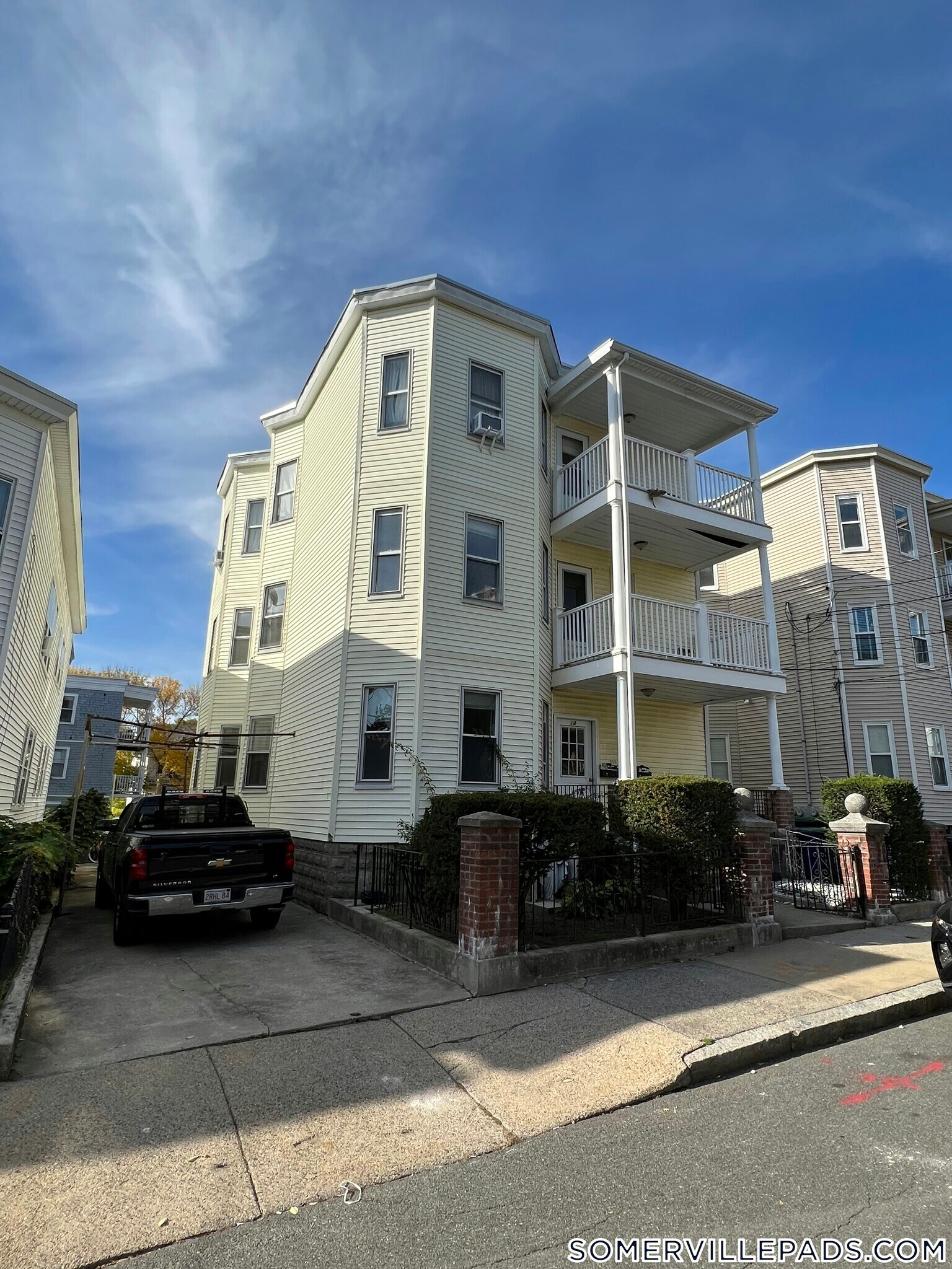 Building Photo - 14 Belknap St