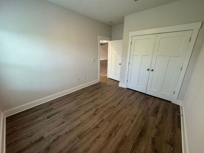 Building Photo - Gulf Breeze - Sailfish Pointe - 4 bedroom, 3 bathroom w/ 3 car garage