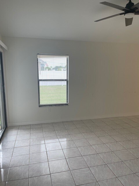 Building Photo - 6261 Draw Ln