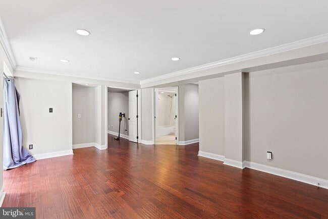 Building Photo - 3820 Palmetto Ct