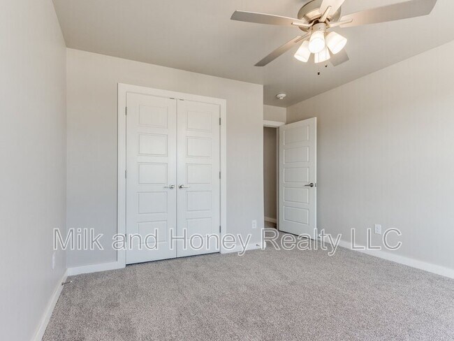 Building Photo - 6271 NW 178th Cir