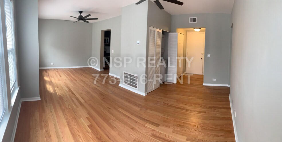 Primary Photo - 1648 W Pratt Blvd