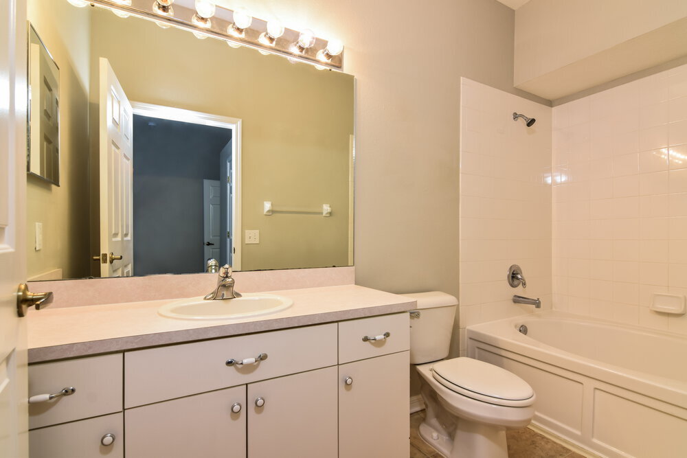 Building Photo - 15819 Stags Leap Dr