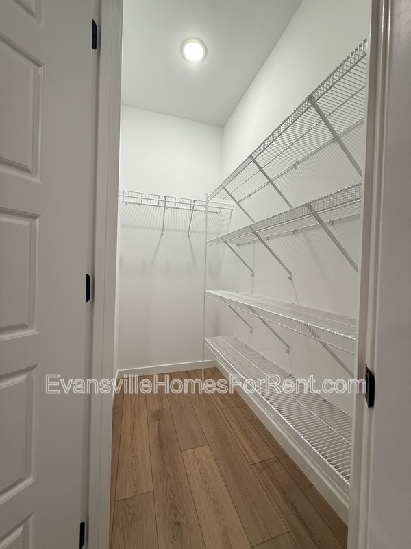 Building Photo - 3545 Sand Dr