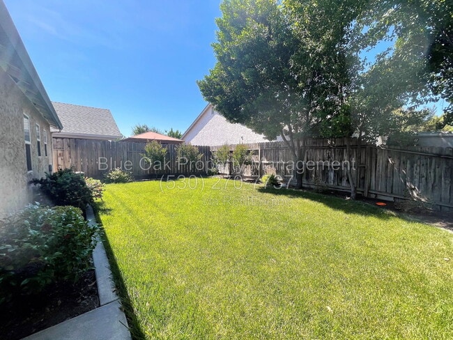 Building Photo - 3079 Boulder Dr
