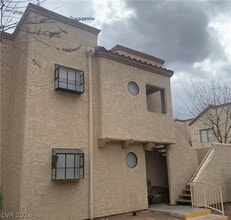 Building Photo - 2985 Juniper Hills Blvd