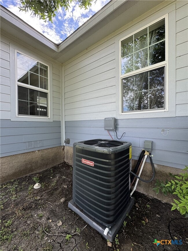 Building Photo - 1514 S 15th St