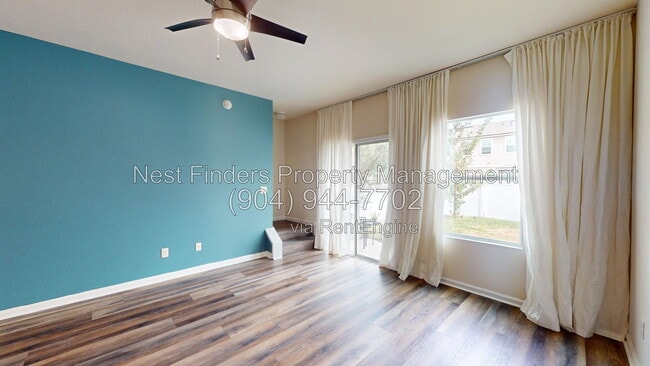 Building Photo - 72 Whitland Wy