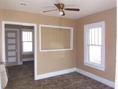 Building Photo - 1105 W Walnut Ave