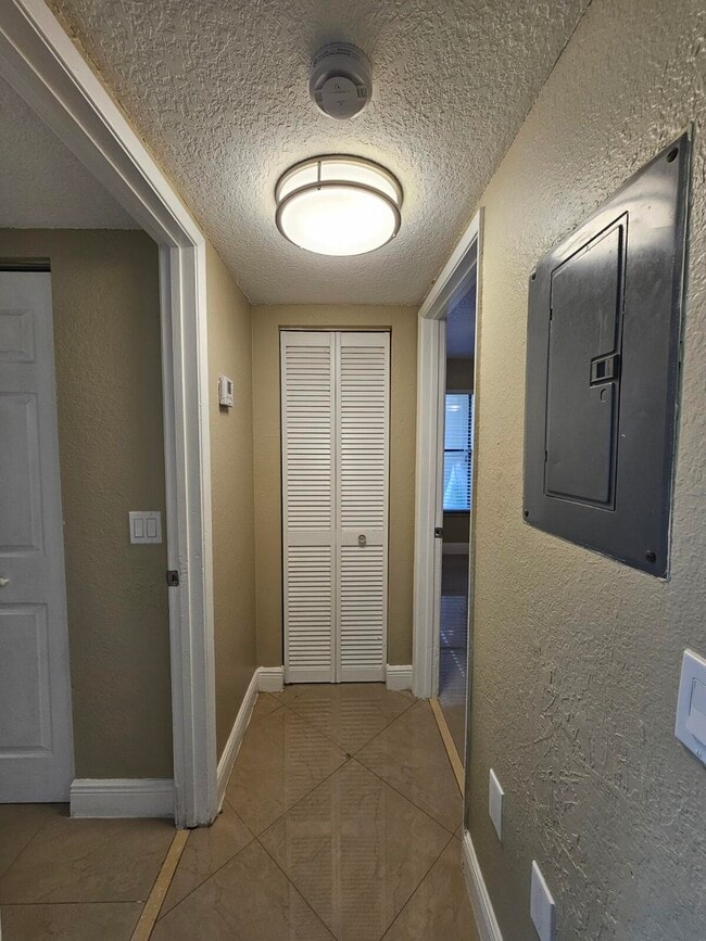 Building Photo - 1440 Windorah Way