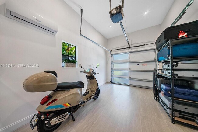 Building Photo - 696 NE 67th St