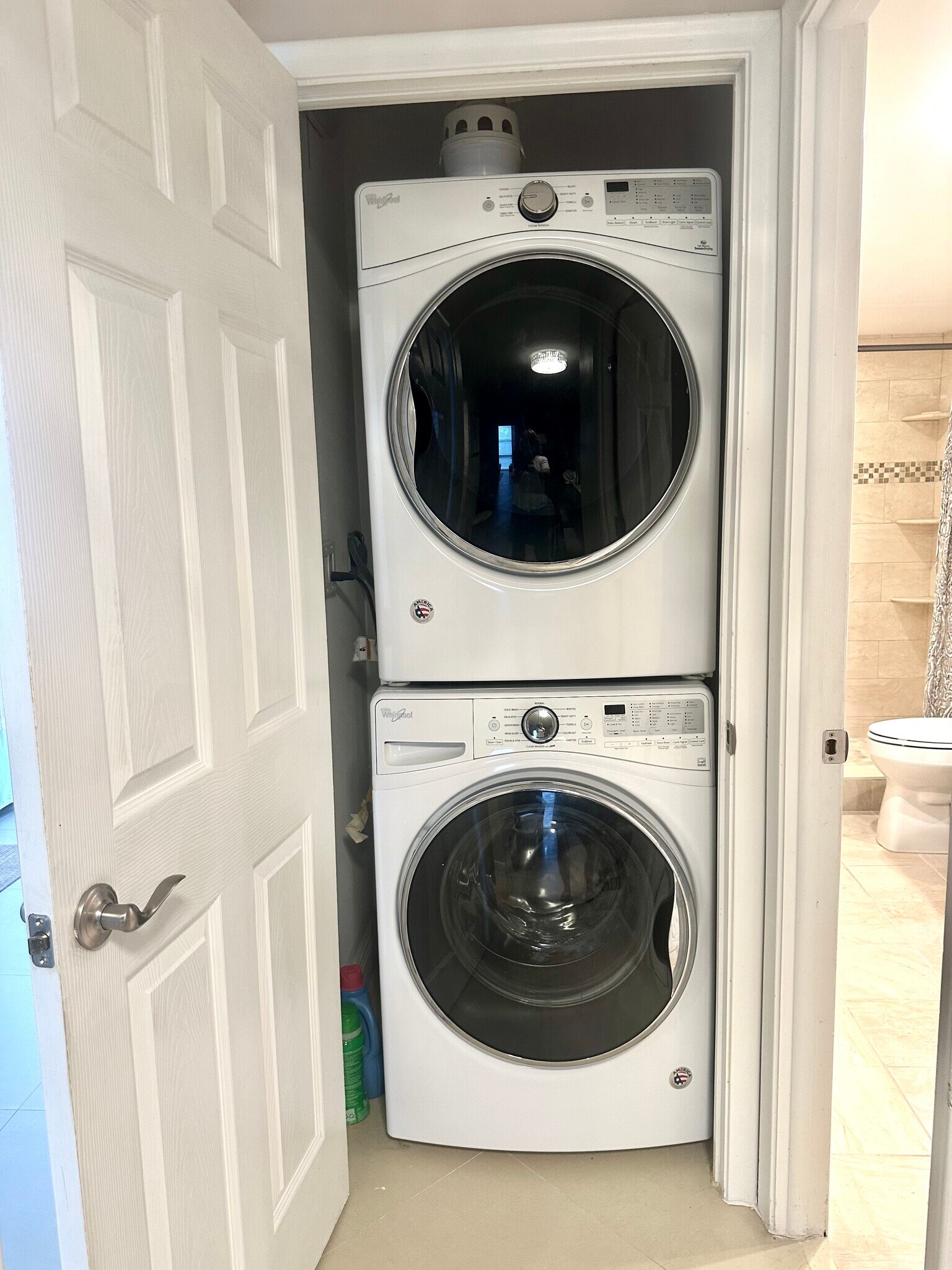 Laundry - 2841 N Ocean Blvd