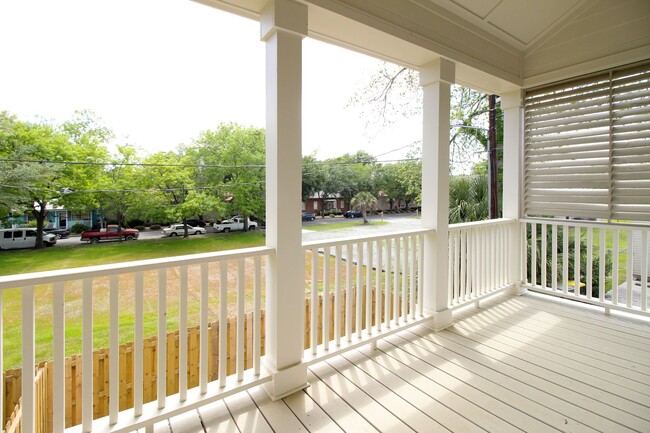 Building Photo - New Construction Townhome