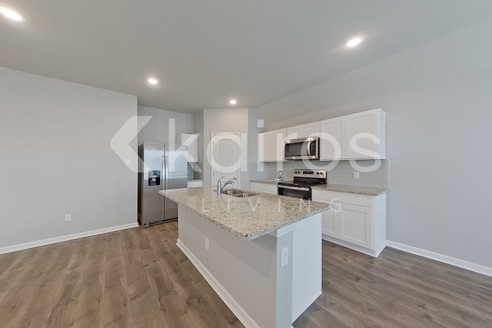 Building Photo - 123 Yardley Ct