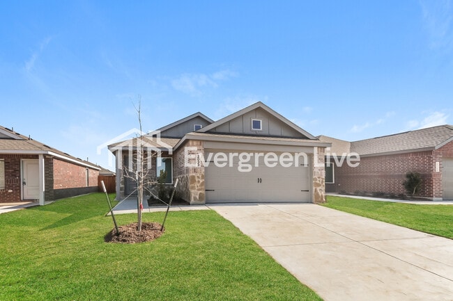 Building Photo - 2033 Belgian Dr