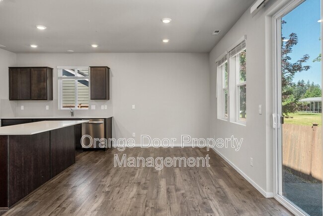 Building Photo - 5611 151st St Ct E