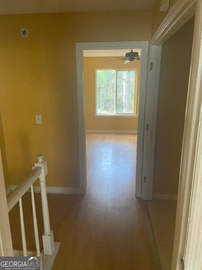 Building Photo - 2059 Charter Ln