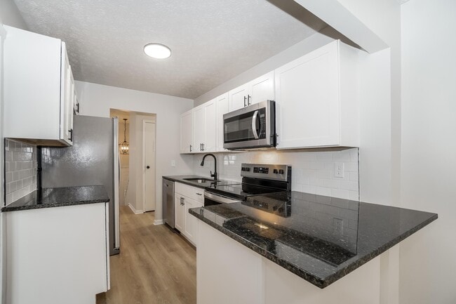 Building Photo - 3764 Whetstone Dr