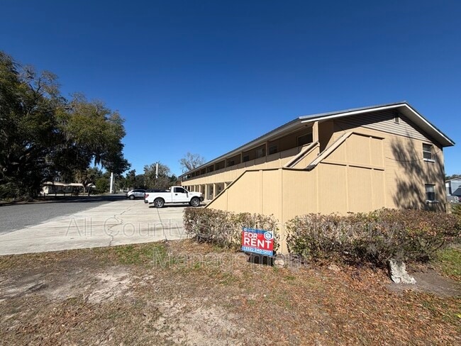 Interior Photo - 201 Beech Street