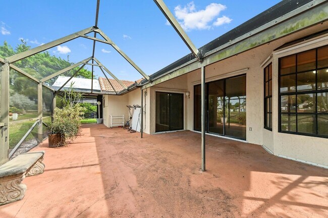 Building Photo - 5421 Helene Cir