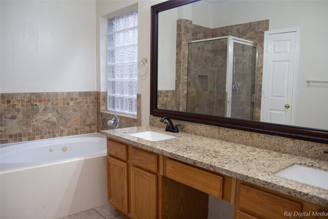 Building Photo - 4918 Pinder Ln