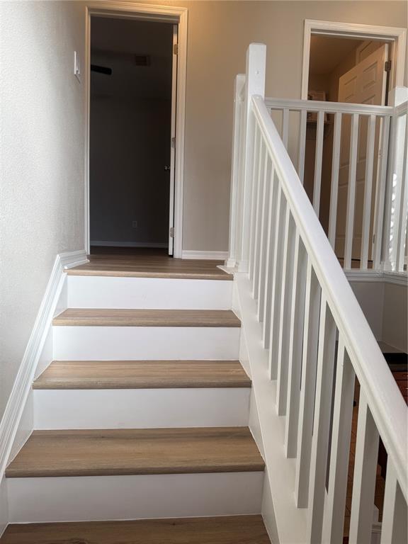 Building Photo - 13102 Honey Locust Dr