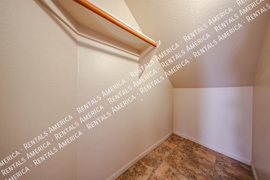 Building Photo - 14759 N 98th St