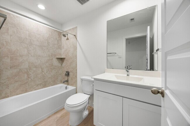 Building Photo - 2732 Misty Elm Ln