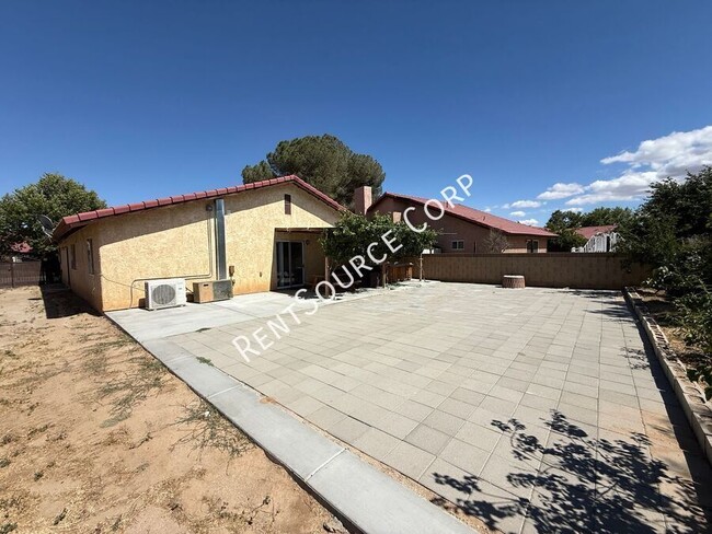 Building Photo - 43837 David St