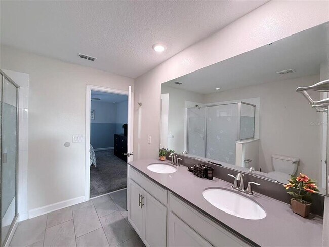 Building Photo - 691 Sticks St