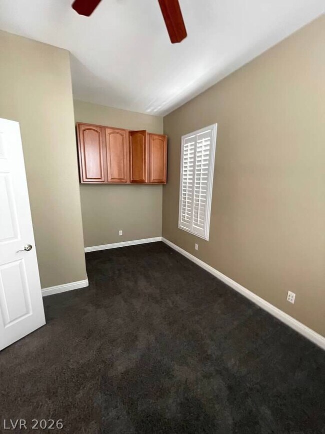 Building Photo - 9622 Staff Ln