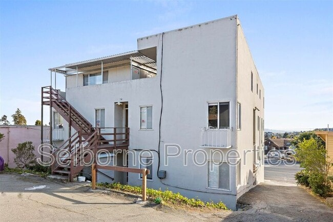 Building Photo - 369 Colusa Ave