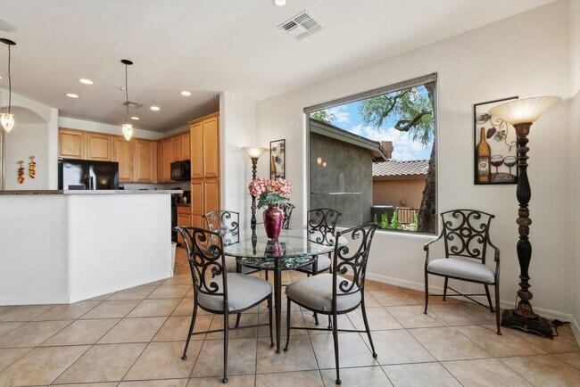 Building Photo - 11512 E Raintree Dr