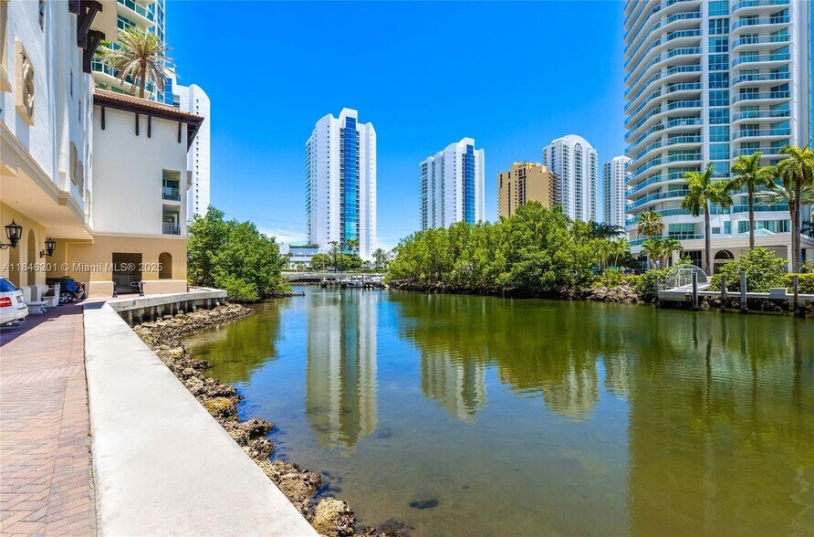 Building Photo - 300 Sunny Isles Blvd
