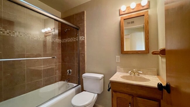 Building Photo - Classic San Luis 3 Bedroom 2 Bath House in Ferrini Heights