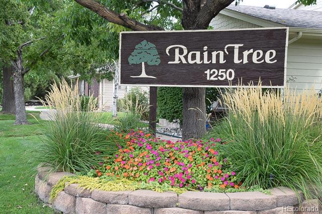 Building Photo - 1225 S Oneida St