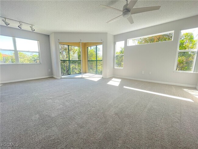 Building Photo - 8851 Colonnades Ct W