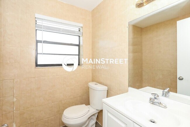 Building Photo - 4 Bedroom Pet-Friendly Home in Lauderhill, FL with Main Street Renewal